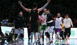 杨鸣回归最新爆料消息视频,揭秘篮球传奇背后的故事